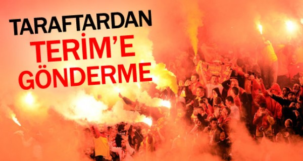 Taraftarlardan Terim'e Burak Ylmaz gndermesi